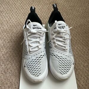 Nike Air 270